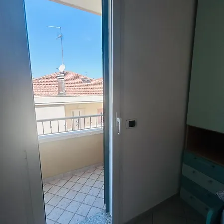 Viktor Via Bixio -flexrent Immobiliare Abissinia Apartament