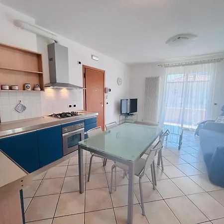 Apartman Viktor Via Bixio -flexrent Immobiliare Abissinia Riccione